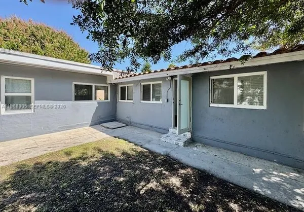 $5,300 | 1128 Southwest 21st Avenue, Miami, FL 33135