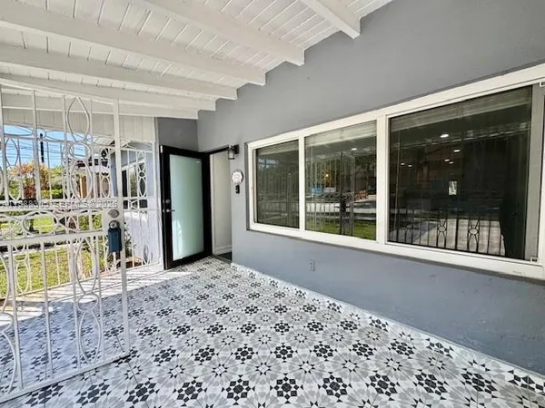 $5,300 | 1128 Southwest 21st Avenue, Miami, FL 33135