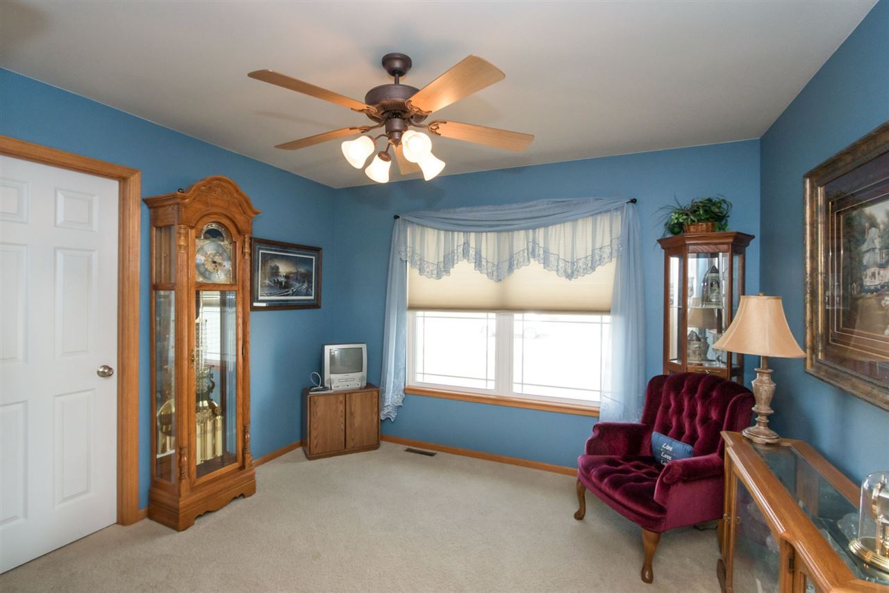 295 Windsor Road North Liberty, IA 52317 - Photo 11 of 25 Gallery Image 11