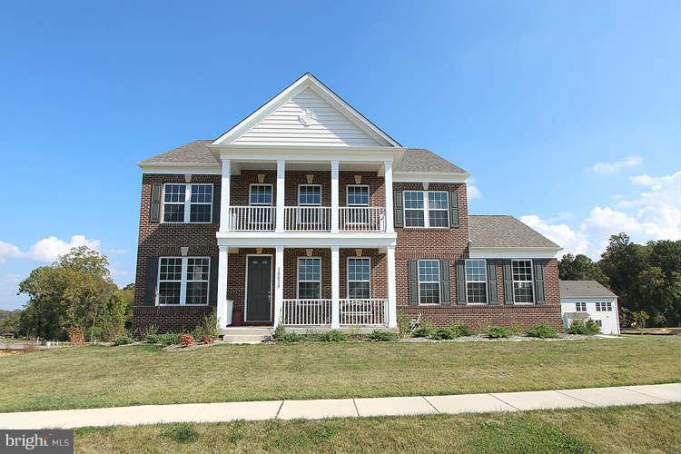 Exterior (Front)