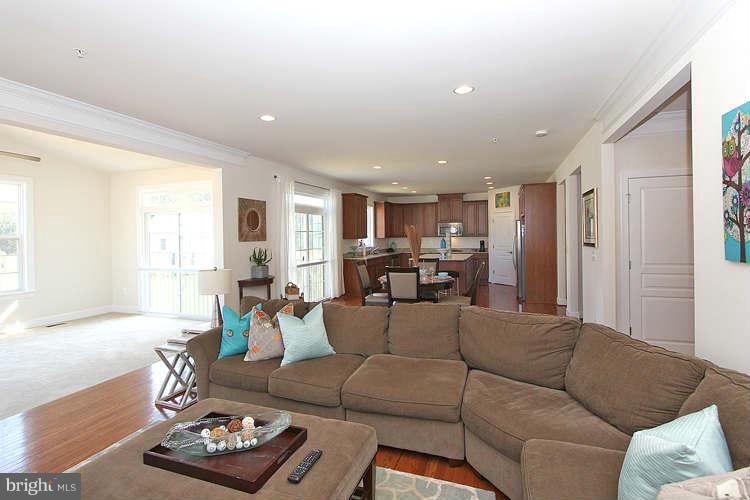 18029 Rubin Manor Lane Sandy Spring, MD 20860 - Photo 10 of 30 Family Room