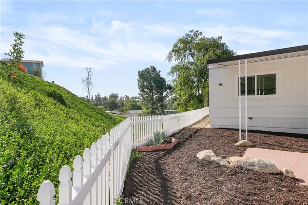 $249,000 | 31130 South General Kearny Road, Unit 136, Temecula, CA 92591