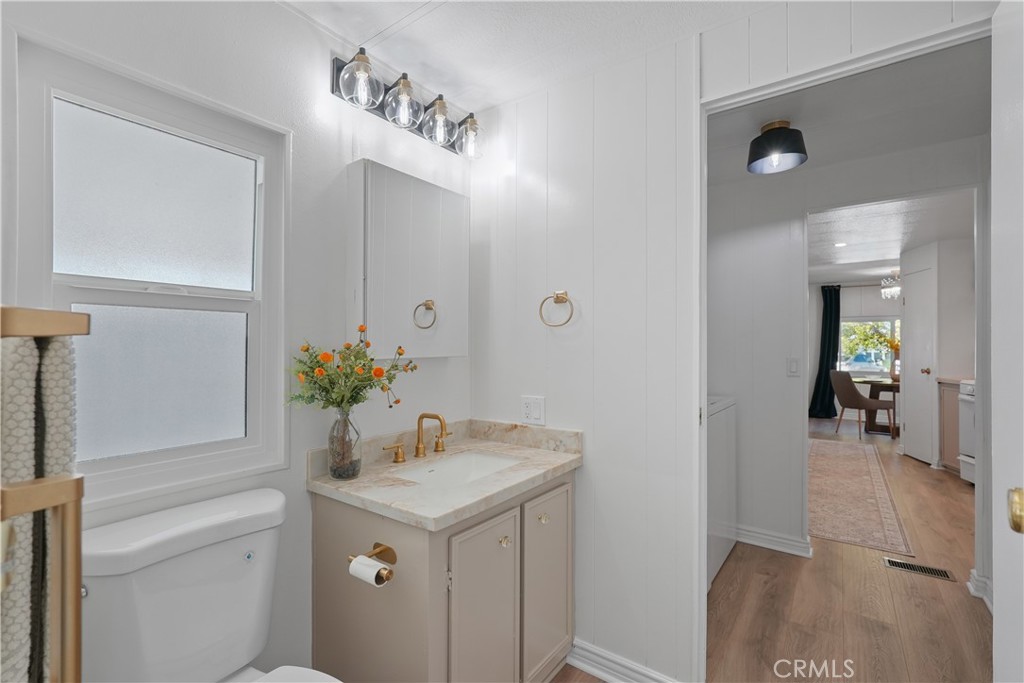 31130 South General Kearny Road, Unit 136 Temecula, CA 92591 - Photo 37 of 65 Bathroom 2