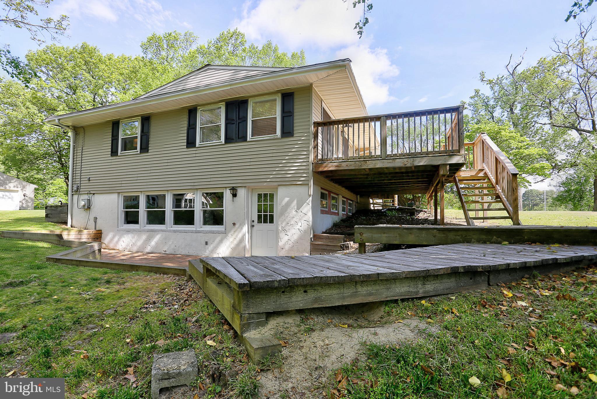 385 Edgewater Road Pasadena, MD 21122 - Photo 60 of 65 Gallery Image 60