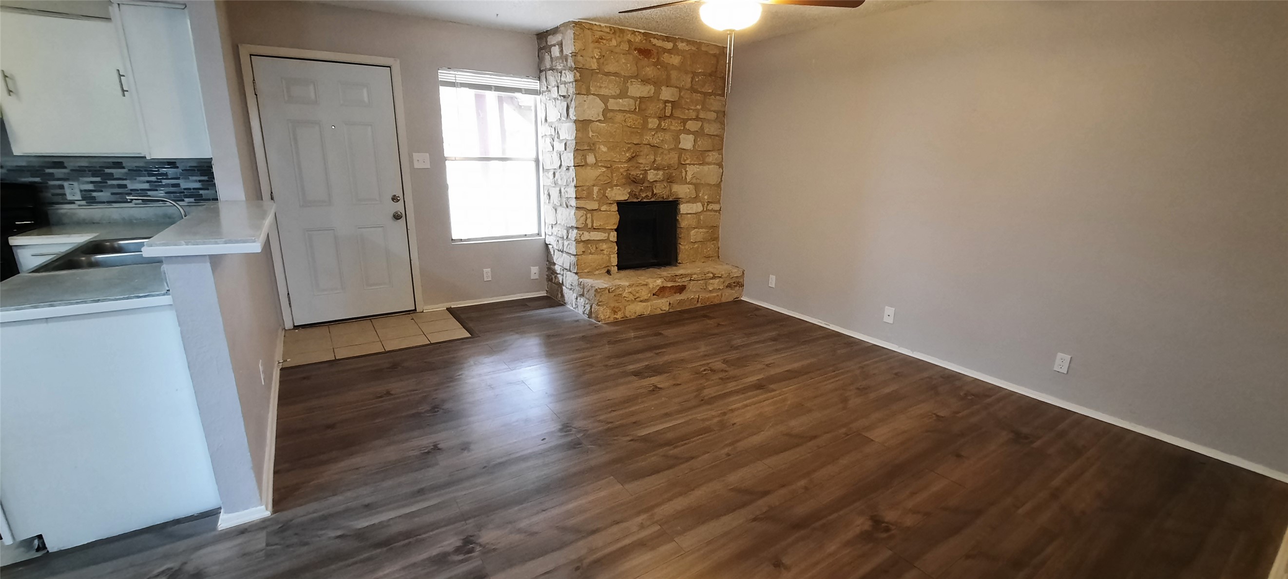 823 Taulbee Lane, Unit B Austin, TX 78757 - Photo 10 of 21