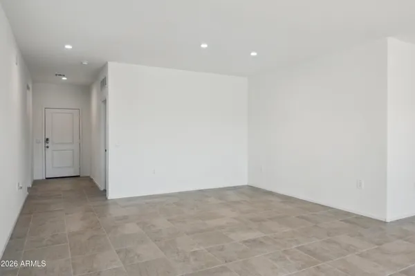 $369,990 | 1561 East Glazier Drive, Casa Grande, AZ 85122