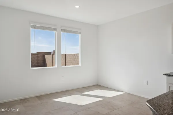 $369,990 | 1561 East Glazier Drive, Casa Grande, AZ 85122