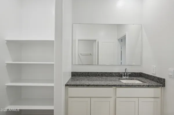 $369,990 | 1561 East Glazier Drive, Casa Grande, AZ 85122