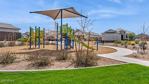 $369,990 | 1561 East Glazier Drive, Casa Grande, AZ 85122