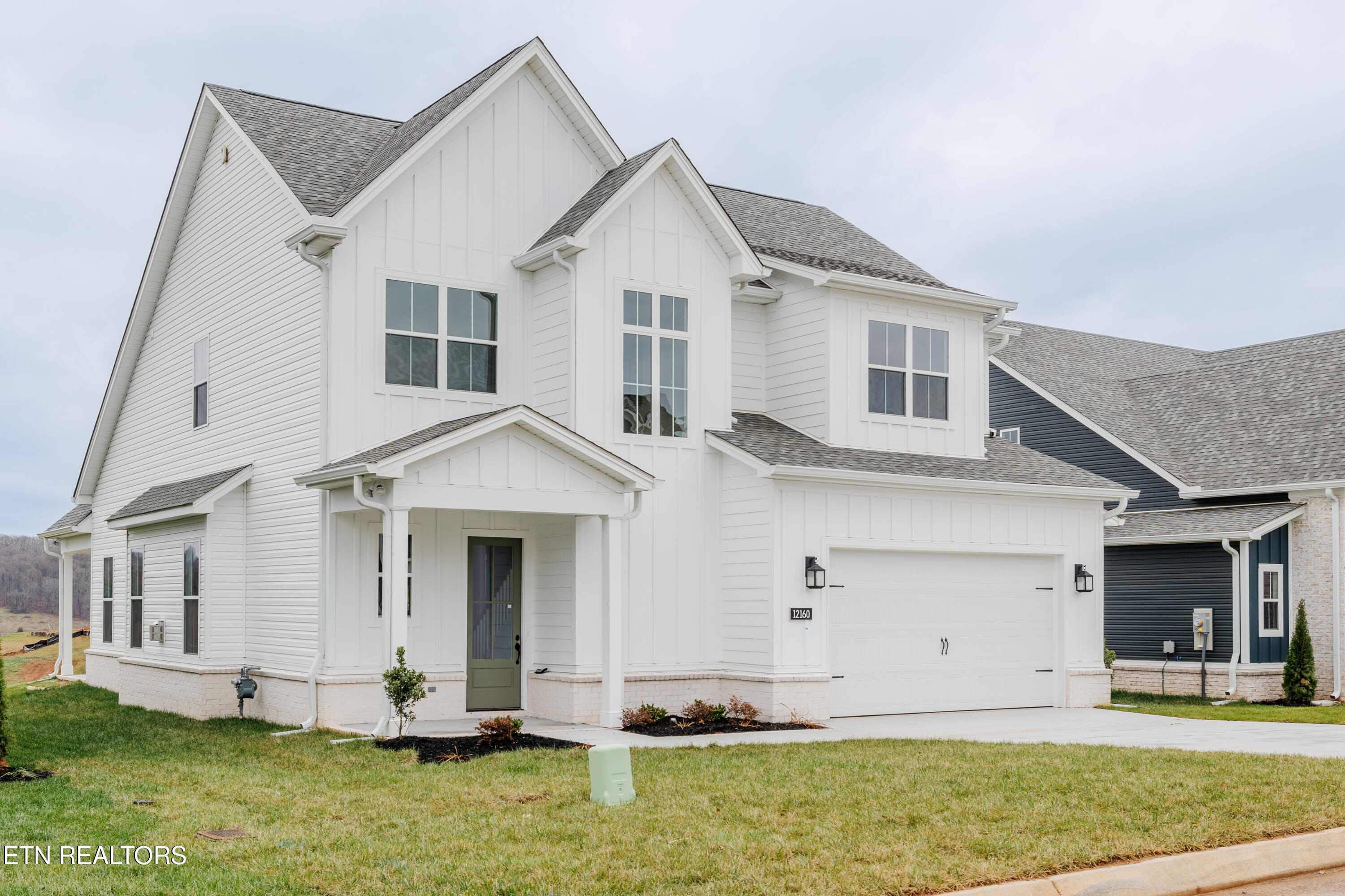 12160 Signal View Road Knoxville, TN 37932 - Photo 1 of 24 HHV174-Juniper-1