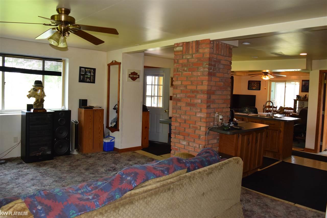 8833 Meisner Road Casco, MI 48064 - Photo 13 of 29 31350004-12.JPG