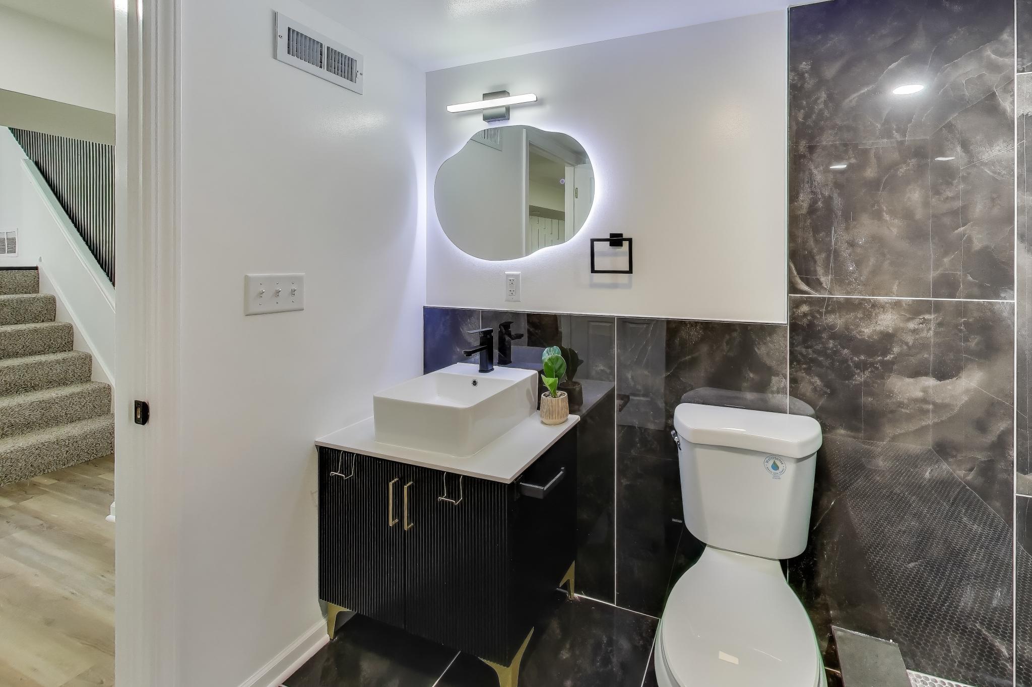 1124 Clinton Street Gary, IN 46406 - Photo 38 of 51 2048x1365