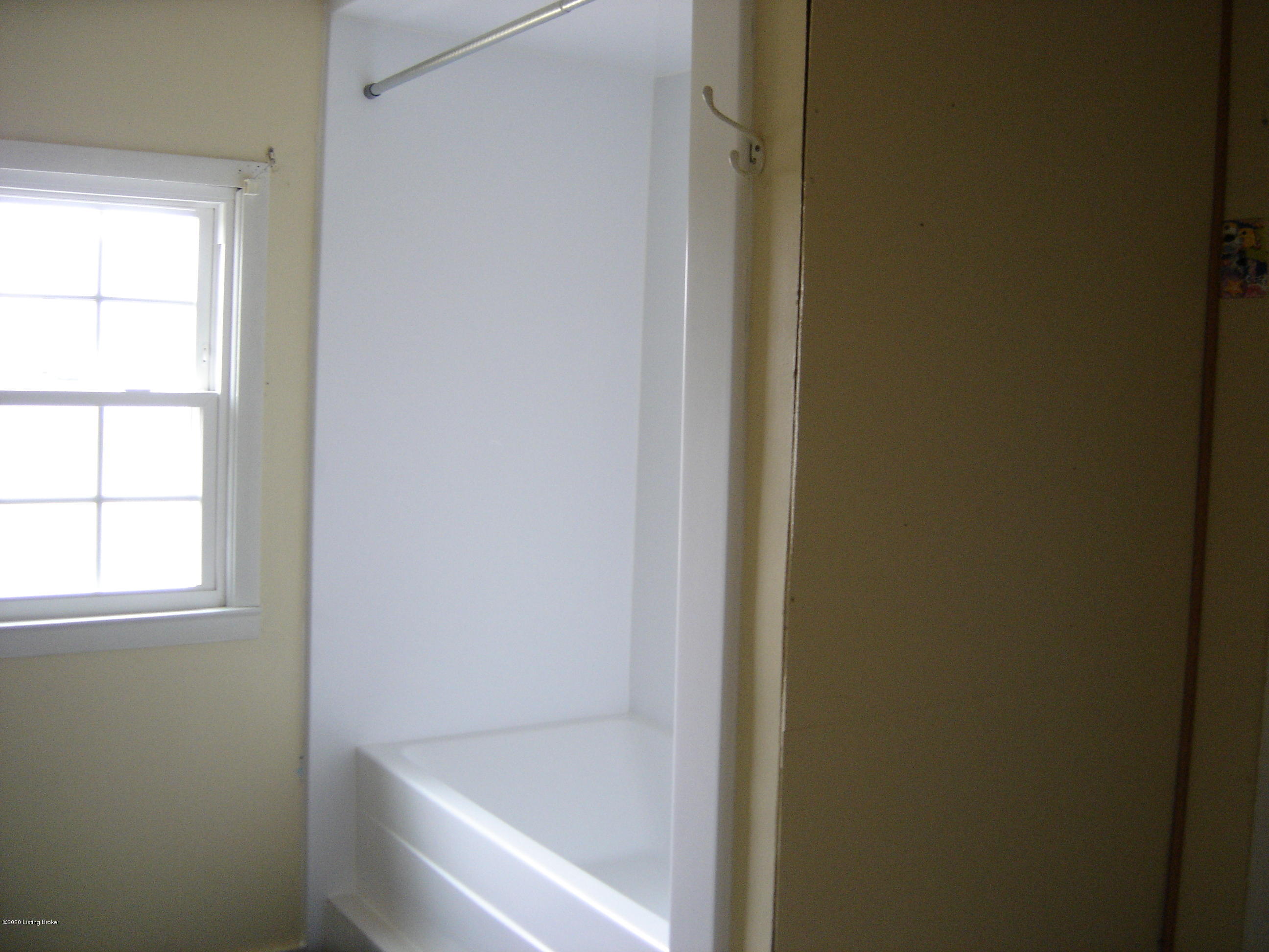 2960 Lake Jericho Road Smithfield, KY 40068 - Photo 11 of 14 DSC00217