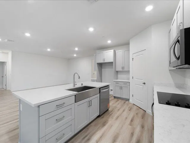 $530,990 | 876 Wind Cove Drive, Redding, CA 96001