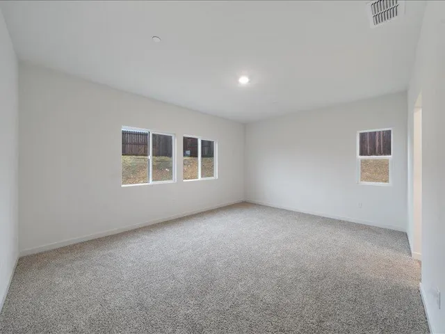 $530,990 | 876 Wind Cove Drive, Redding, CA 96001