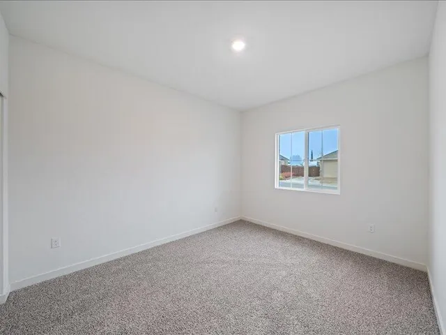 $530,990 | 876 Wind Cove Drive, Redding, CA 96001