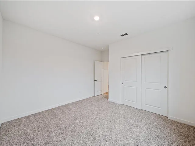 $530,990 | 876 Wind Cove Drive, Redding, CA 96001