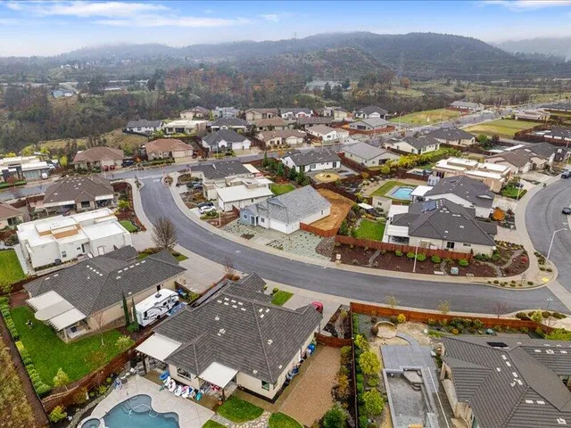 $530,990 | 876 Wind Cove Drive, Redding, CA 96001