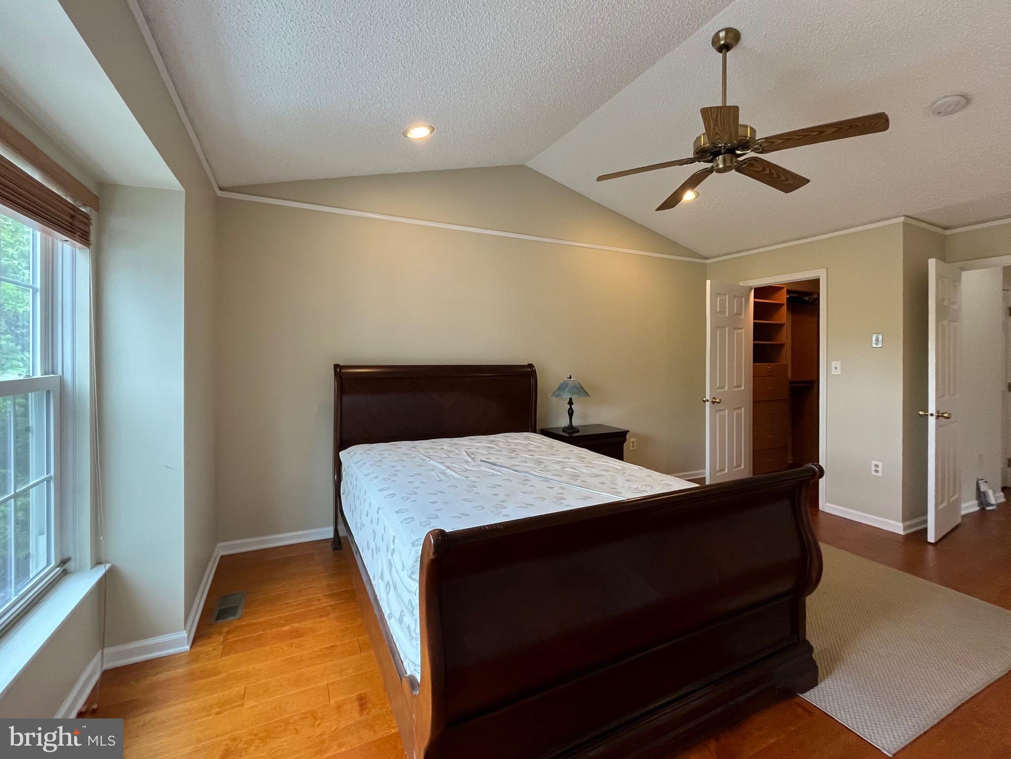 22 Halstead Place Princeton, NJ 08540 - Photo 24 of 31 Mast bedroom-up level