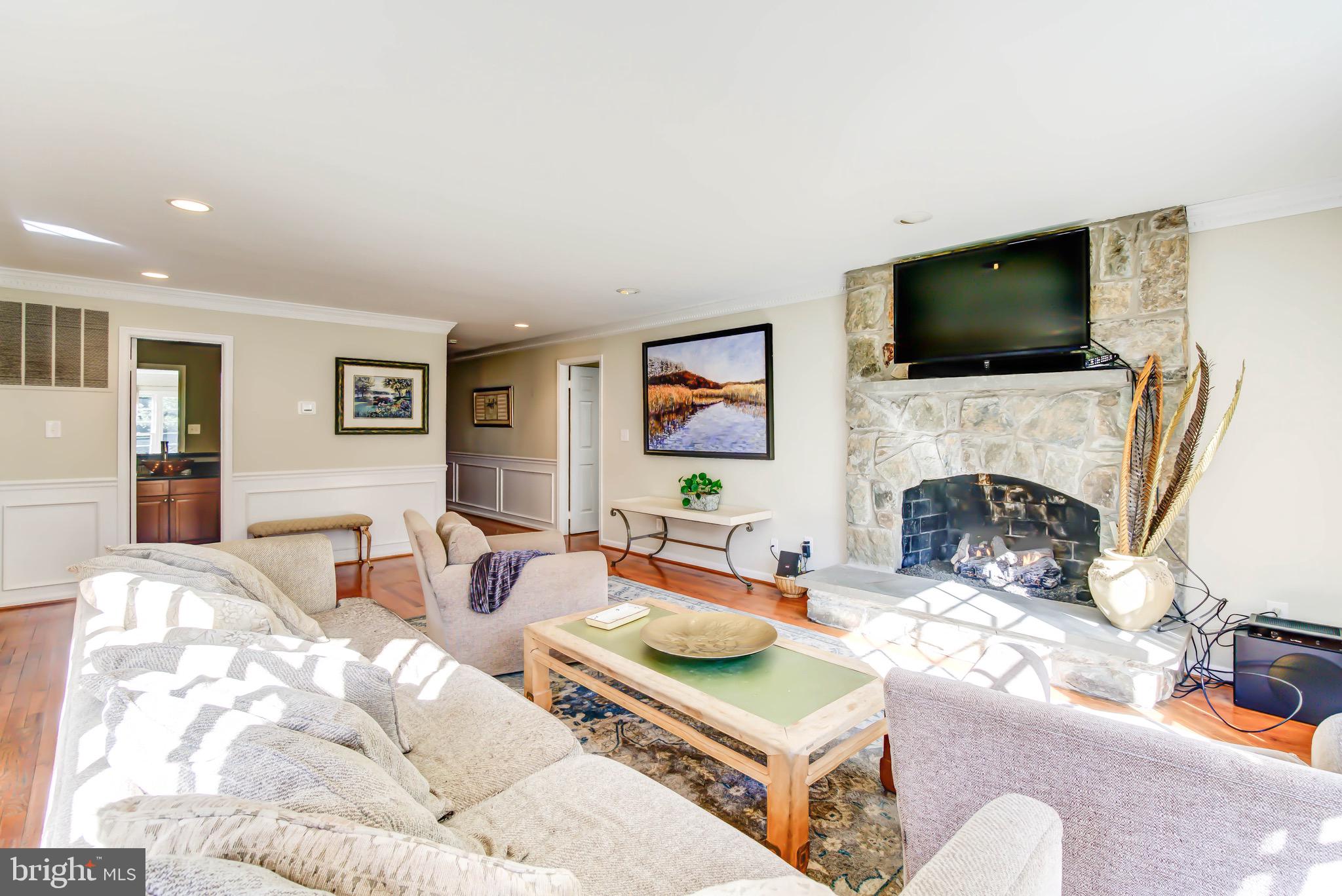 1077 Spring Hill Road McLean, VA 22102 - Photo 16 of 59