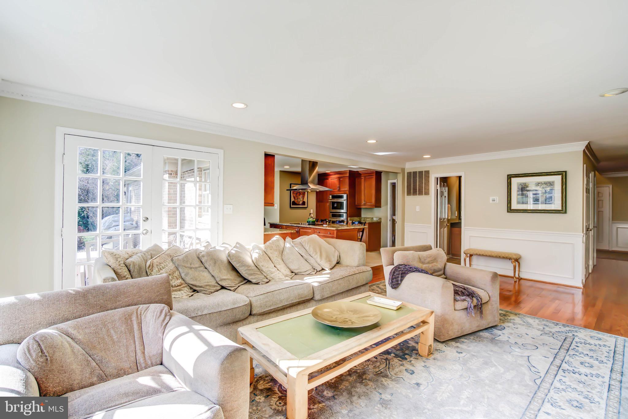 1077 Spring Hill Road McLean, VA 22102 - Photo 17 of 59