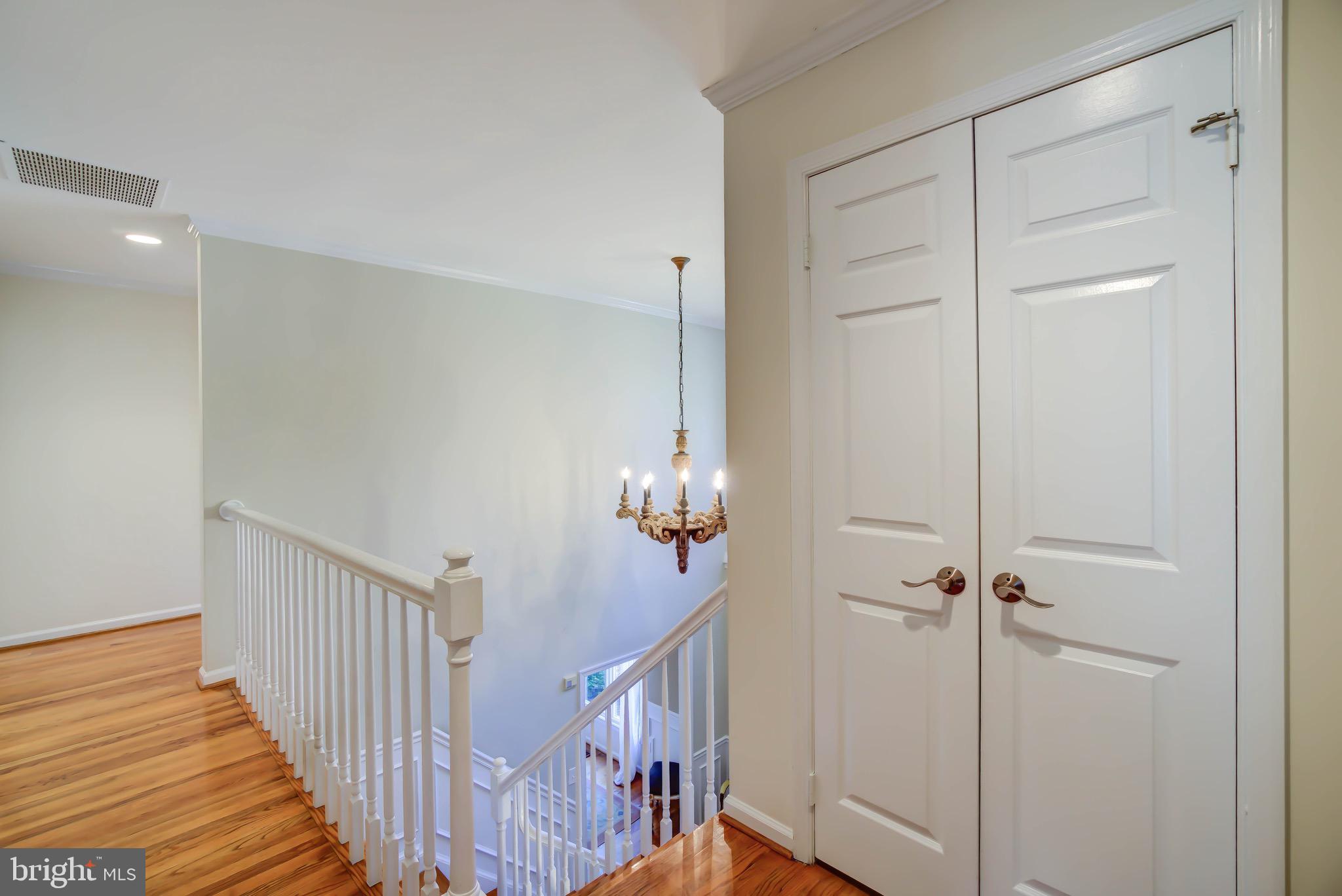 1077 Spring Hill Road McLean, VA 22102 - Photo 28 of 59