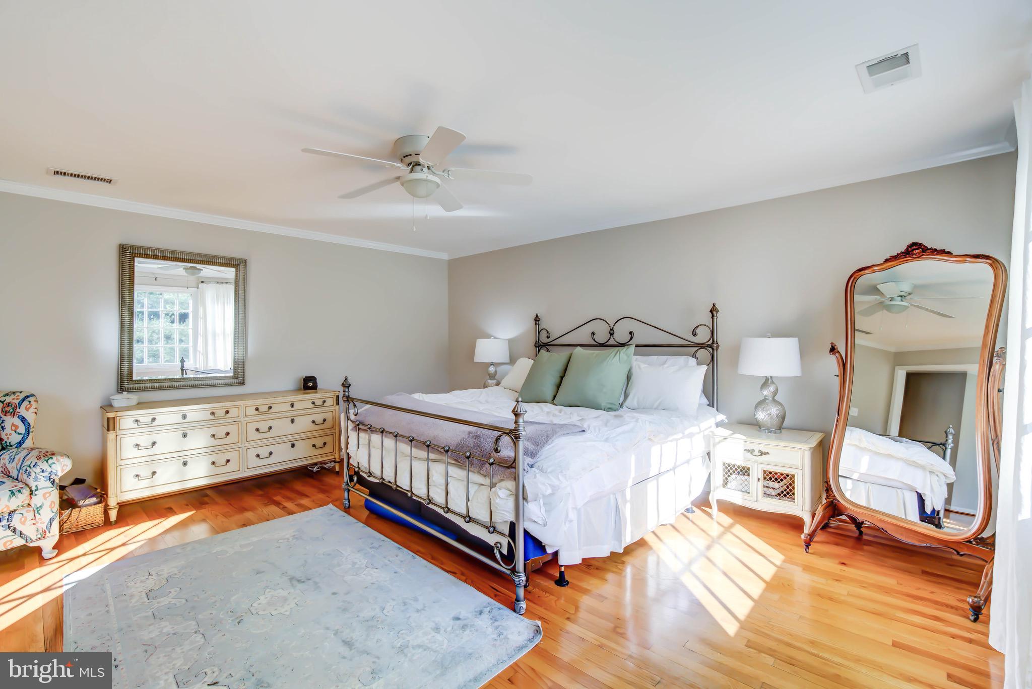 1077 Spring Hill Road McLean, VA 22102 - Photo 30 of 59