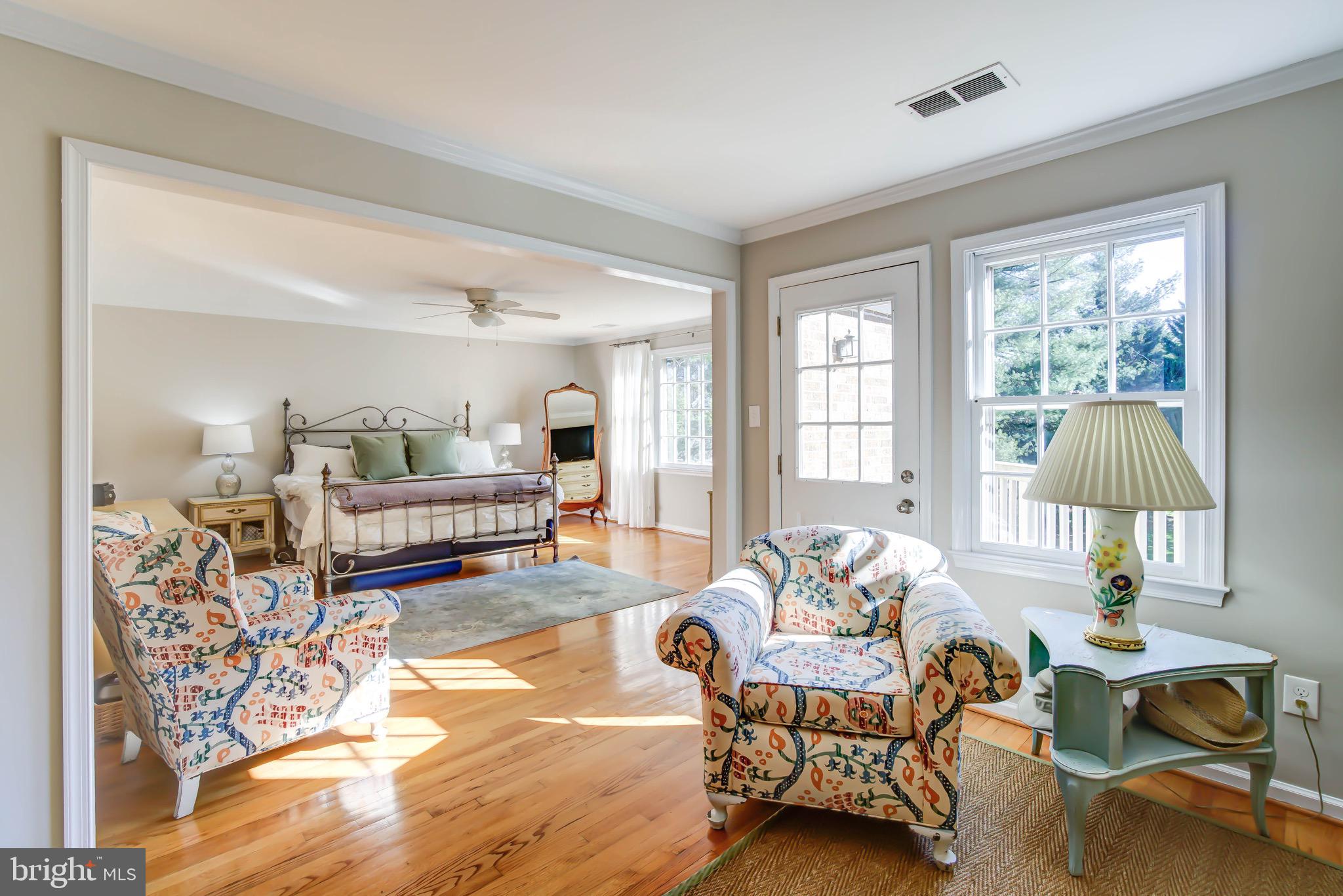 1077 Spring Hill Road McLean, VA 22102 - Photo 32 of 59