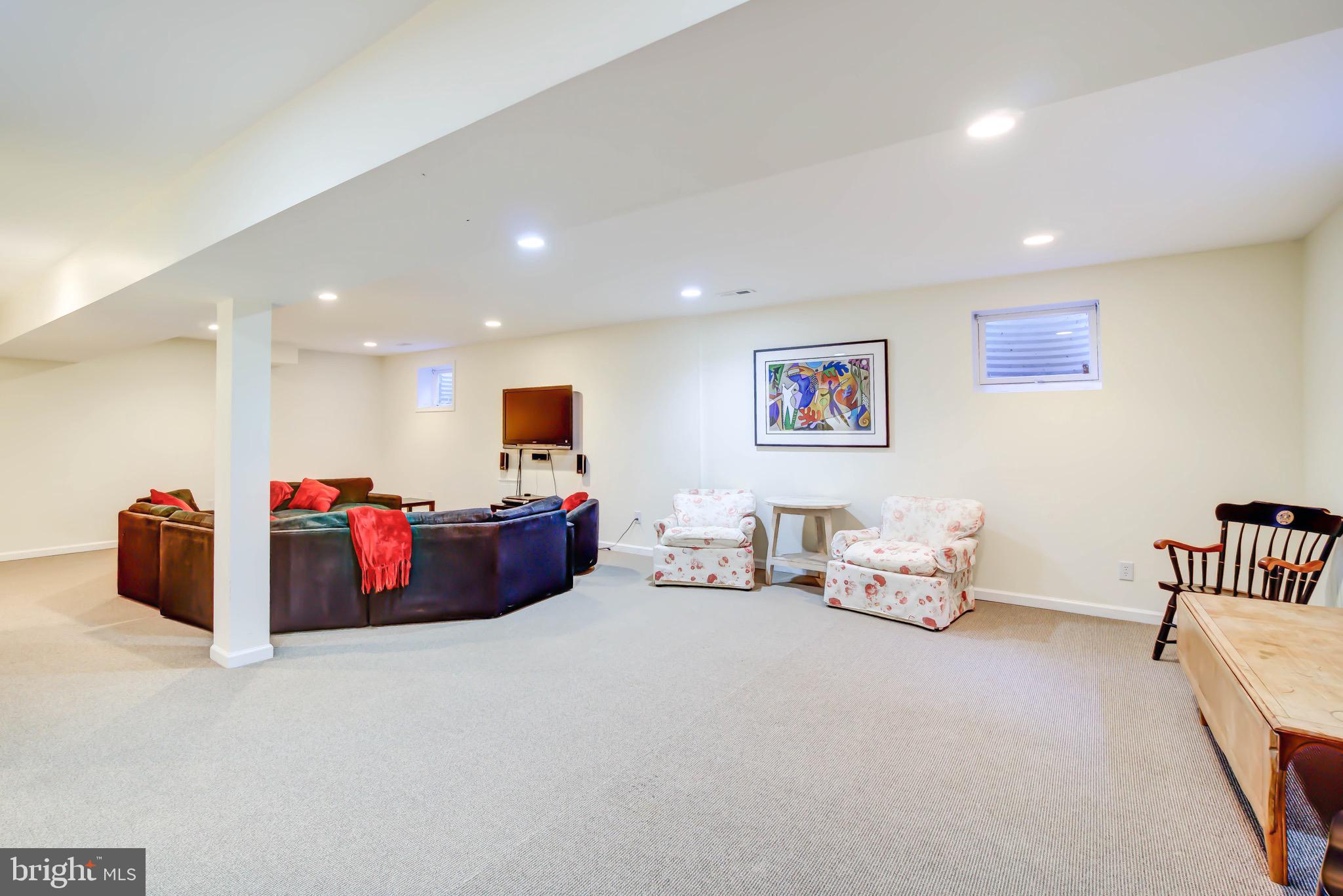 1077 Spring Hill Road McLean, VA 22102 - Photo 49 of 59