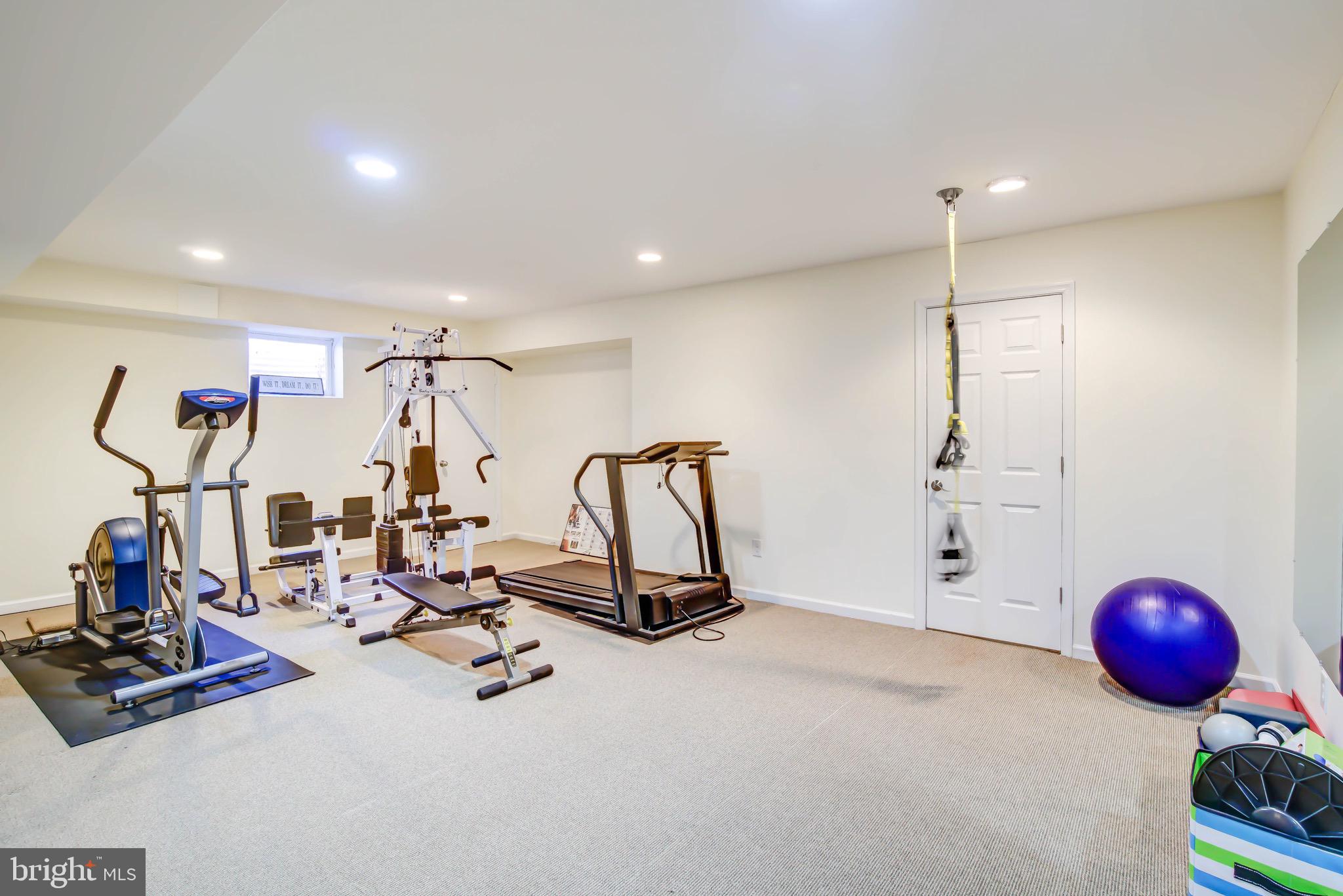 1077 Spring Hill Road McLean, VA 22102 - Photo 50 of 59