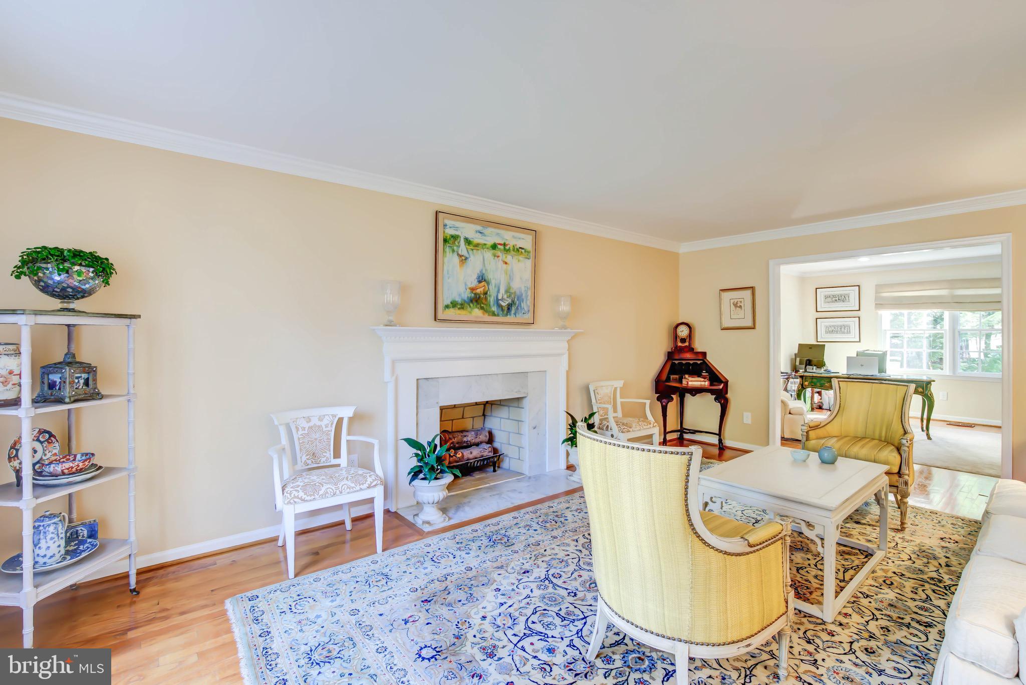 1077 Spring Hill Road McLean, VA 22102 - Photo 9 of 59