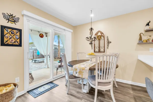 $299,990 | 33 Langston Lane, DeFuniak Springs, FL 32433