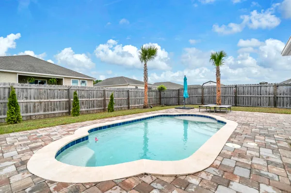 $299,990 | 33 Langston Lane, DeFuniak Springs, FL 32433