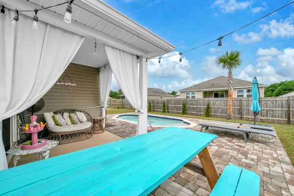 $299,990 | 33 Langston Lane, DeFuniak Springs, FL 32433