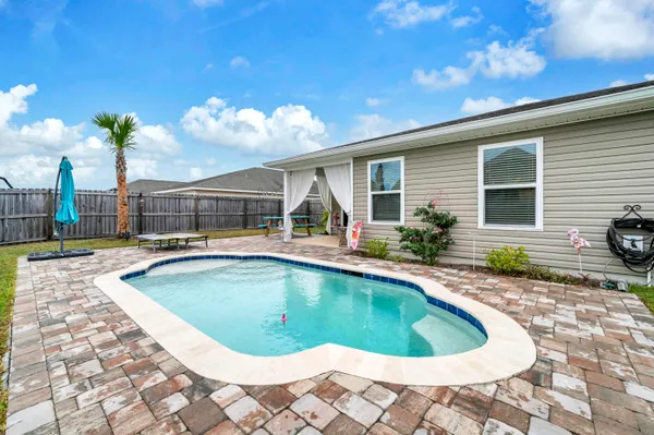 $299,990 | 33 Langston Lane, DeFuniak Springs, FL 32433