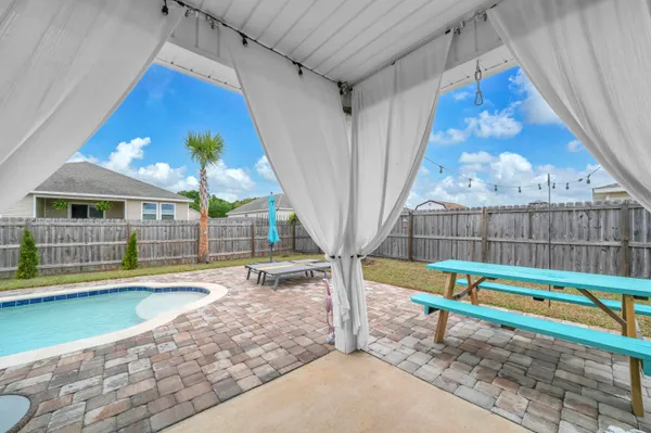 $299,990 | 33 Langston Lane, DeFuniak Springs, FL 32433