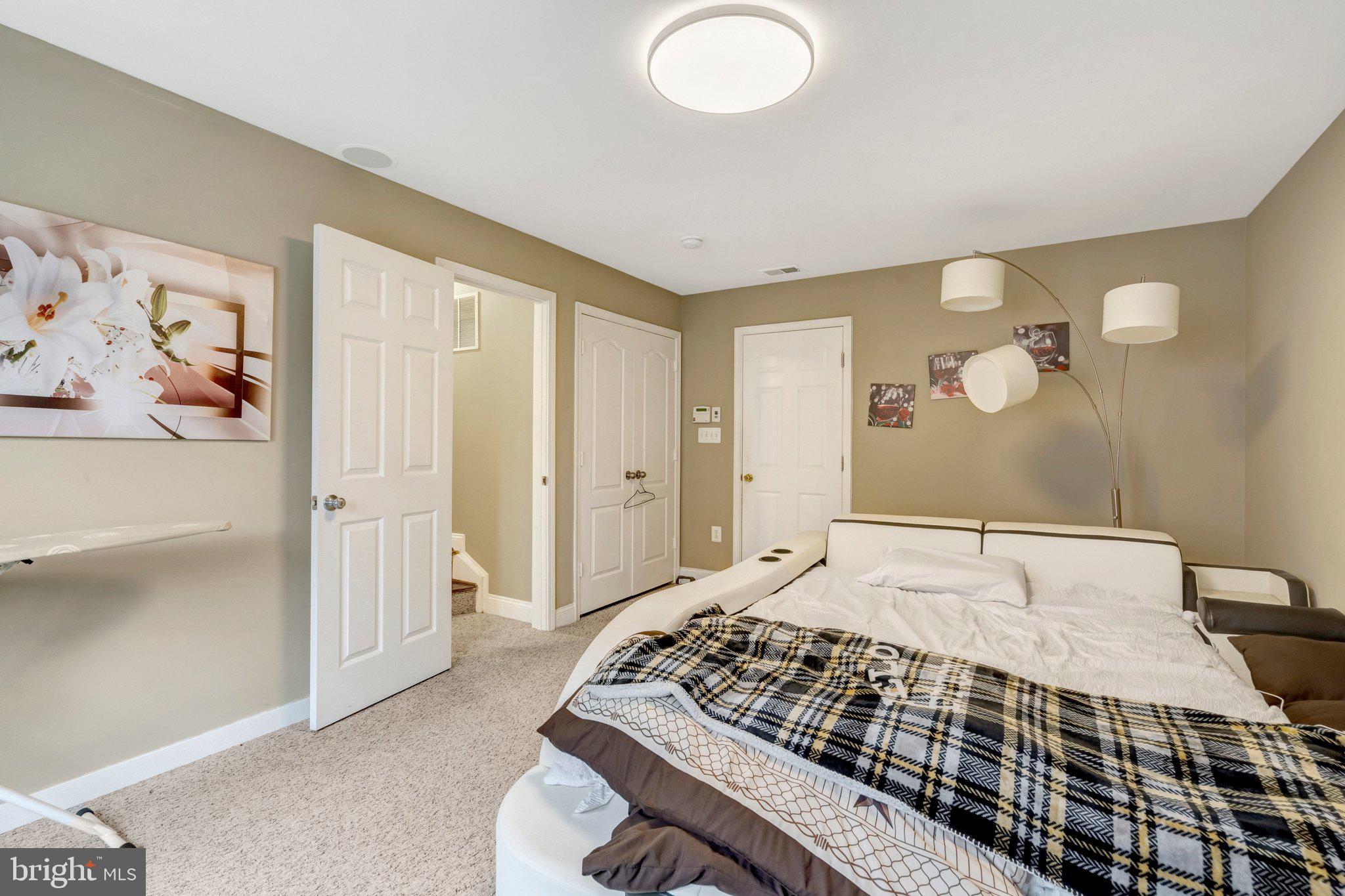 4302 Potomac Highlands Circle Triangle, VA 22172 - Photo 25 of 43 Cozy retreat with modern charm.