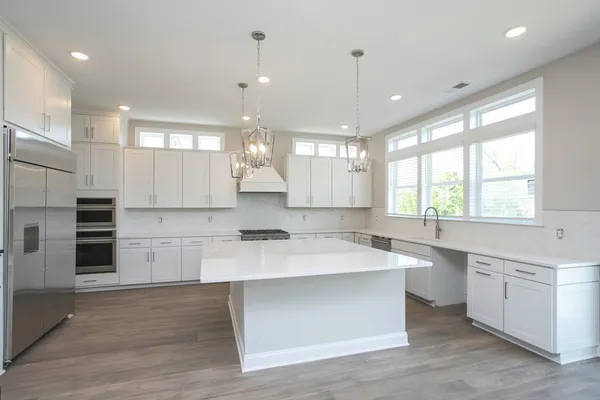 $1,049,990 | 5952 Hunt Vly Drive, Spring Hill, TN 37174