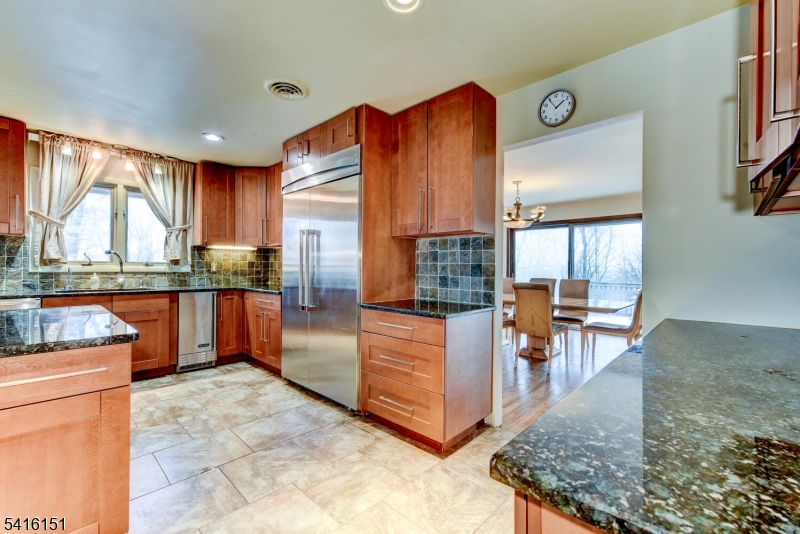 737 Ridge Road Butler, NJ 07405 - Photo 18 of 49