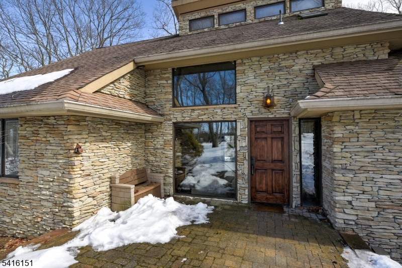 737 Ridge Road Butler, NJ 07405 - Photo 3 of 49