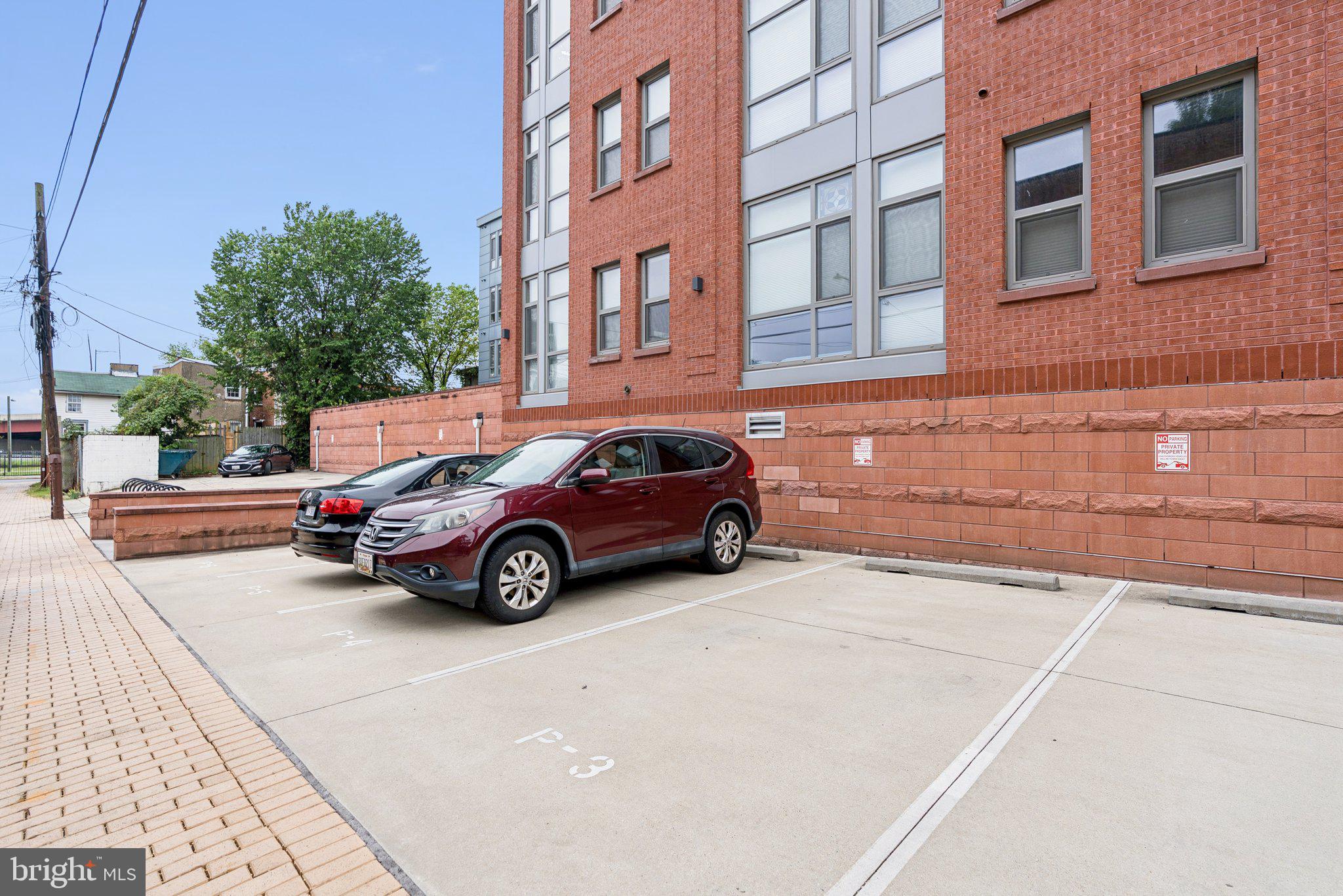 900 11th Street Southeast, Unit 106 Washington, DC 20003 - Photo 25 of 26 a car parked in front of a building