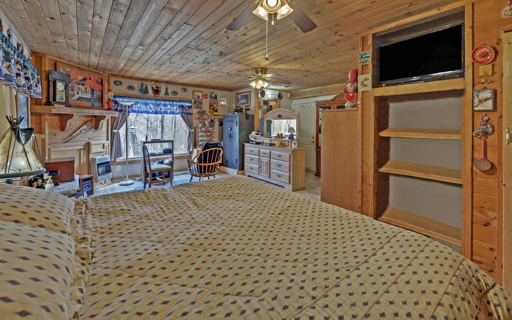 182 Old Pleasant Valley Road Talking Rock, GA 30175 - Photo 14 of 43