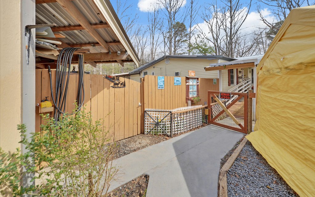 182 Old Pleasant Valley Road Talking Rock, GA 30175 - Photo 36 of 43