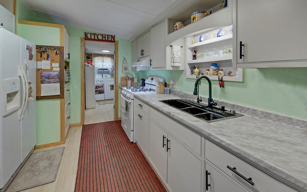 182 Old Pleasant Valley Road Talking Rock, GA 30175 - Photo 8 of 43