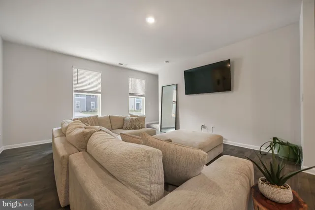 $320,000 | 193 Currant Circle, Magnolia, DE 19962