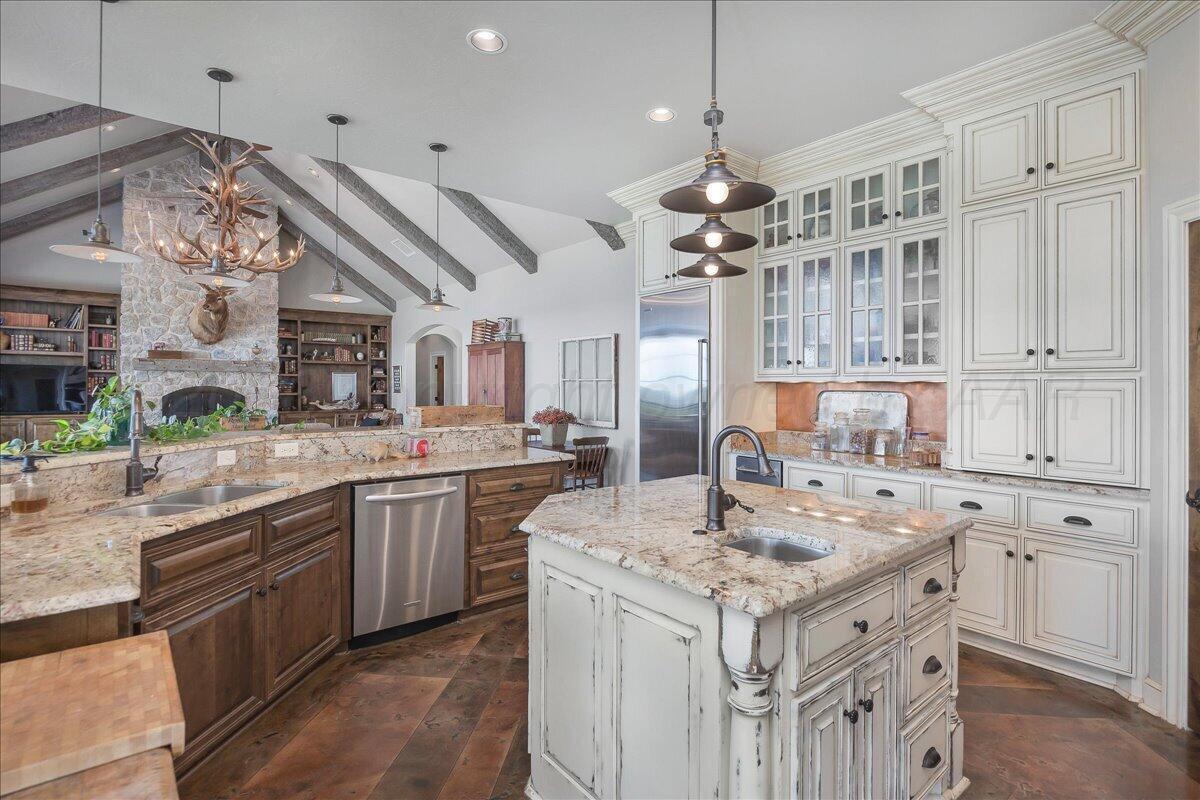 103 Ranch Parkway Canyon, TX 79015 - Photo 13 of 104 13-Kitchen 4