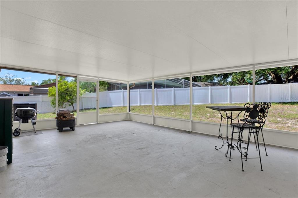 1509 Foggy Ridge Parkway Lutz, FL 33559 - Photo 37 of 44