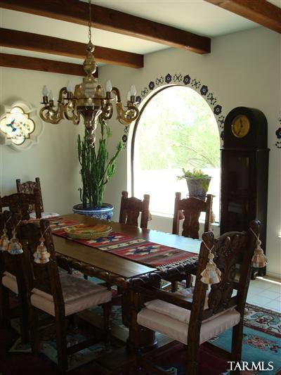 9985 North Desert Sky Road Oro Valley, AZ 85737 - Photo 12 of 43 a view of a room with gym equipment