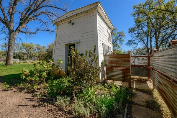 $1,200,000 | 8645 County Road 49, Brooks, CA 95606