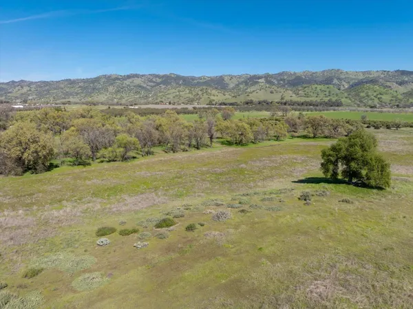 $1,200,000 | 8645 County Road 49, Brooks, CA 95606
